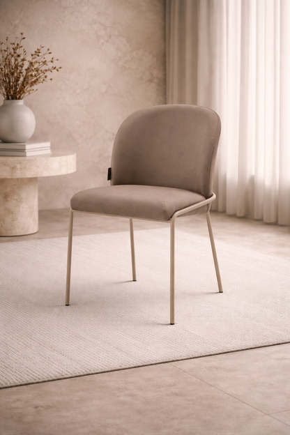 Eetkamerstoel Mio – Japandi – Taupe Velours – Beige Onderstel