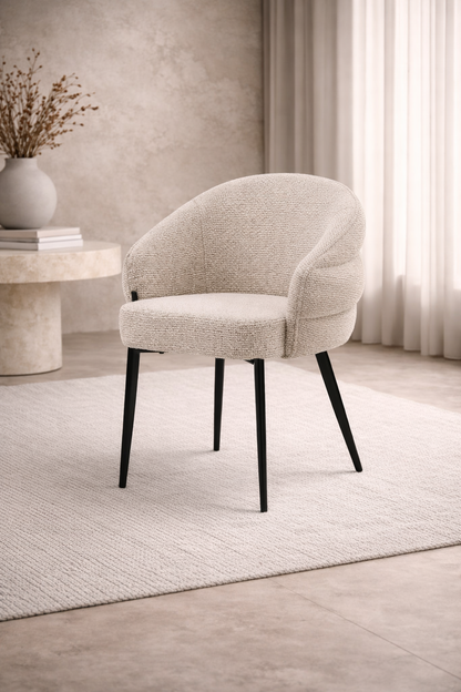 Eetkamerstoel Aiko – Japandi – Crème Stof – Zwart Onderstel