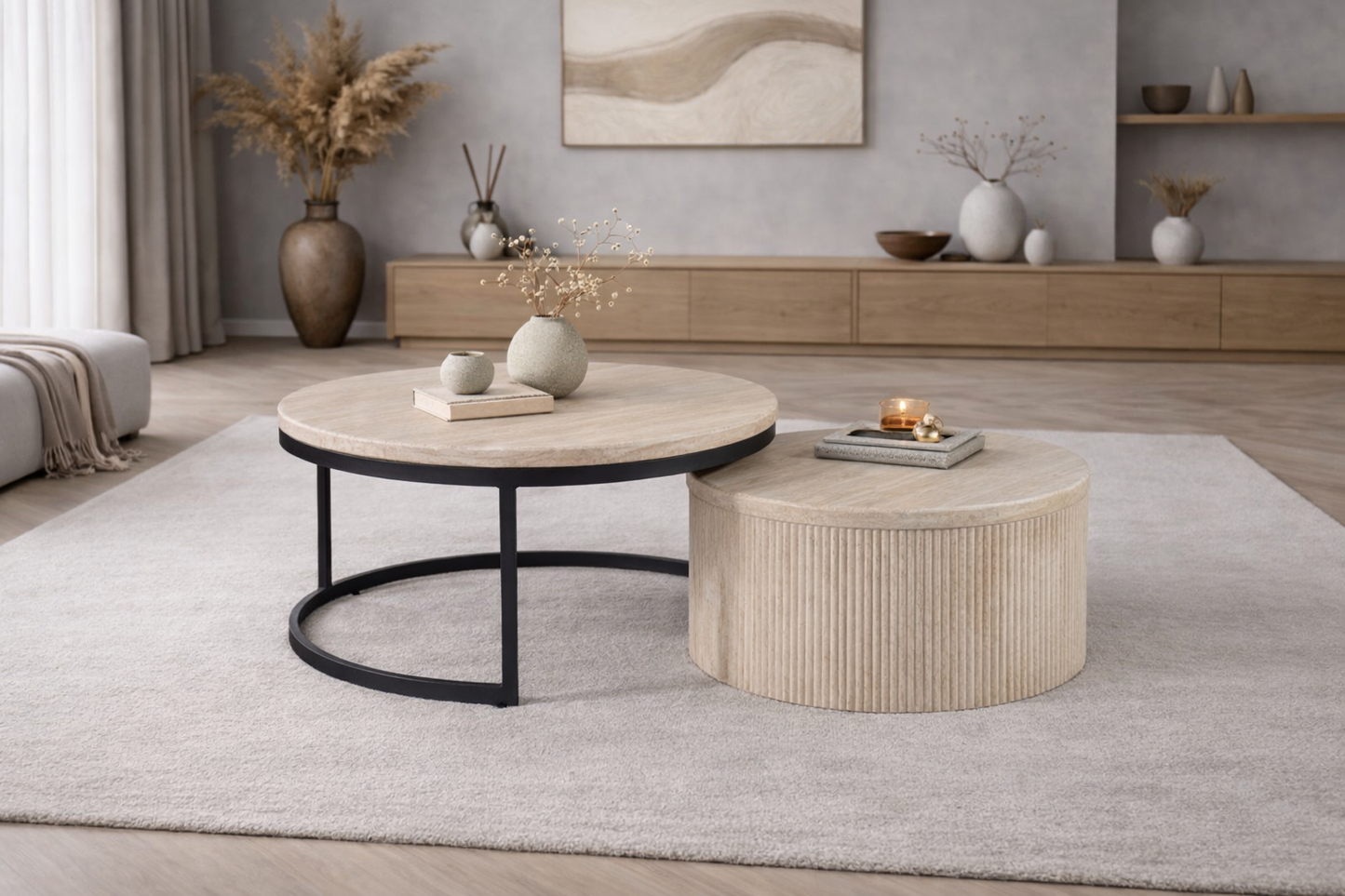 Salontafel Akari Ø90cm – Japandi – Travertin Natuursteen